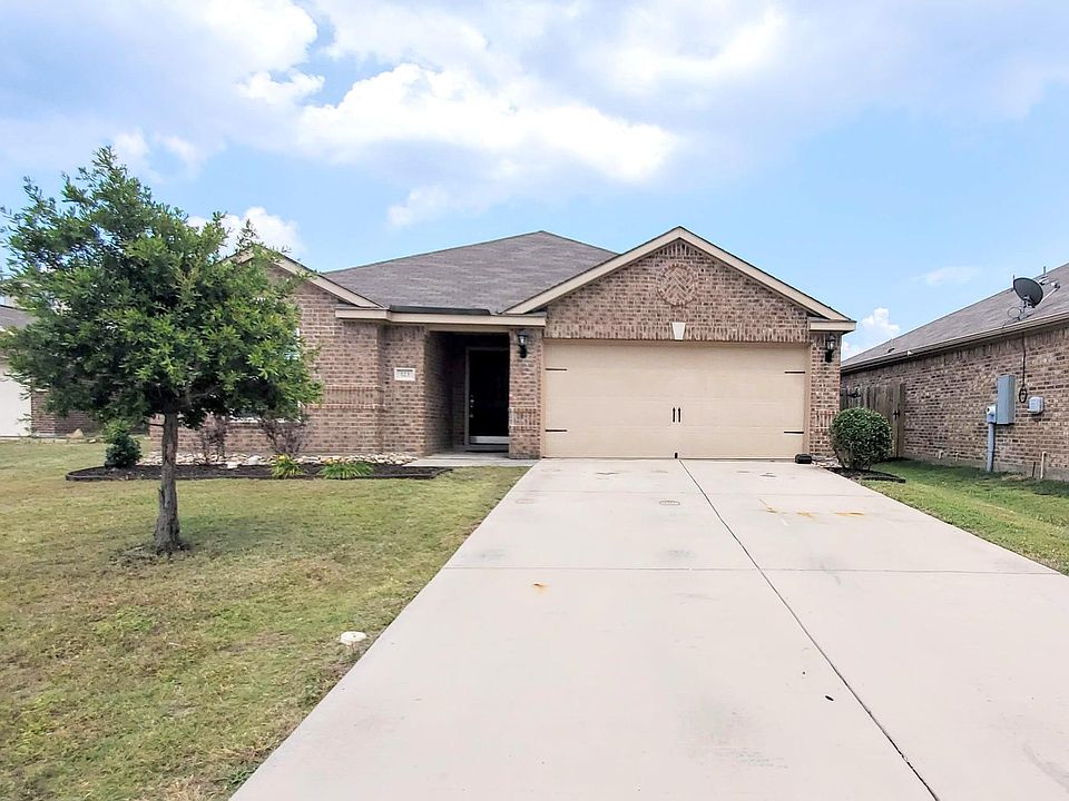 1st image of 123 Cottonwood Dr