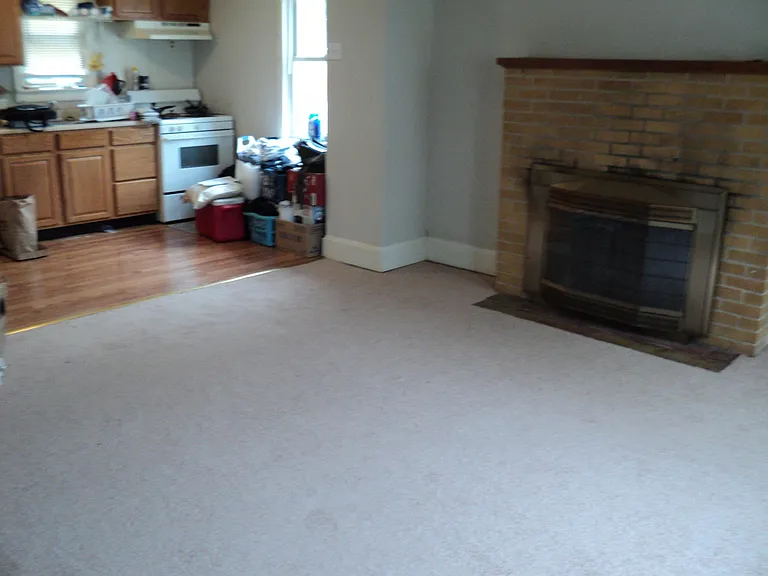 1227 Stevens Ave — Photo 3