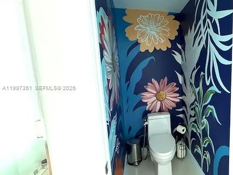 460 NE 28th St #2908 — Photo 46