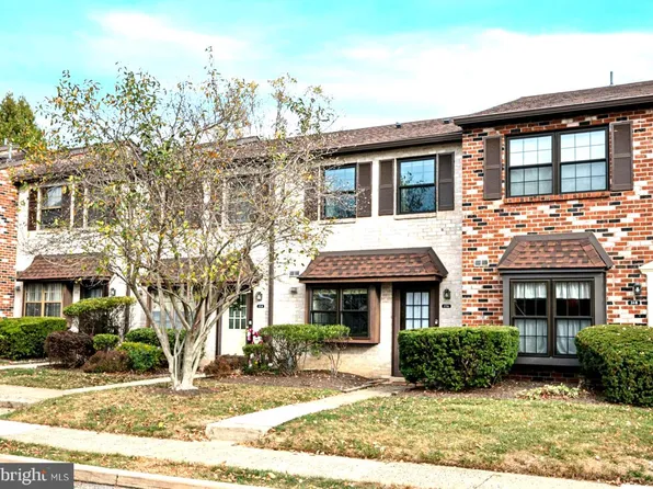 356 Glen Way #356, Elkins Park, PA 19027