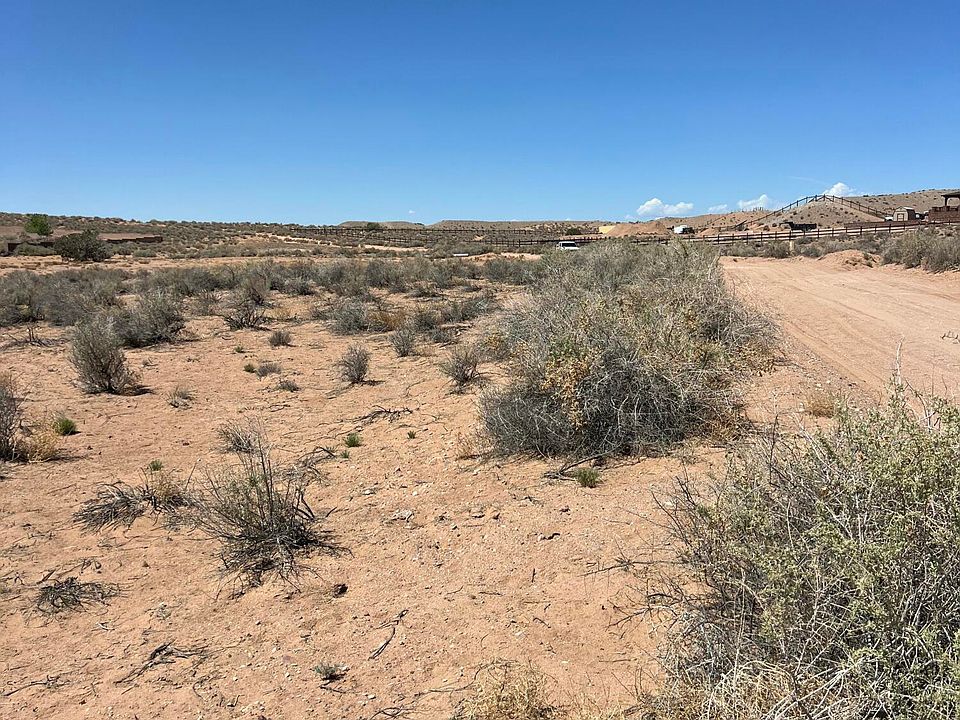 2nd image of 6023 Chayote Rd NE