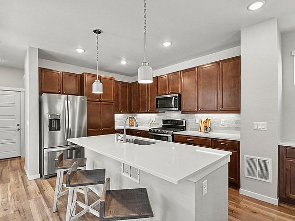 5th image of 5087 Brule Dr