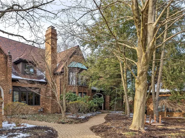 106 Bristol Sq, Pittsburgh, PA 15238