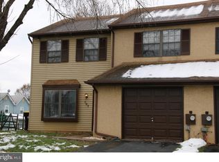 107 Cobblestone Cir, Horsham, PA 19044