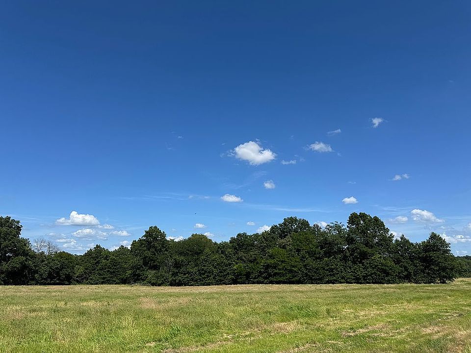 2nd image of 24087 Dresden Rd