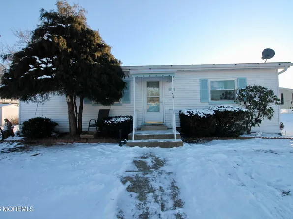 614 Jerome Place, Freehold, NJ 07728