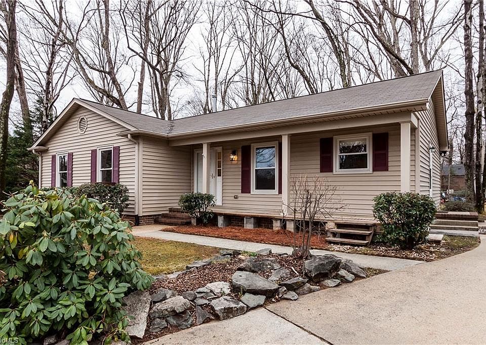 1st image of 5 Three Meadows Ct