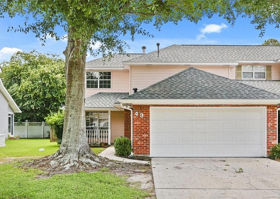 1st image of 49 Cottage Ct