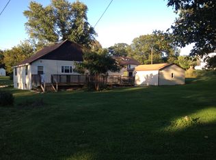 1924 2nd Ave, Loogootee, IN 47553