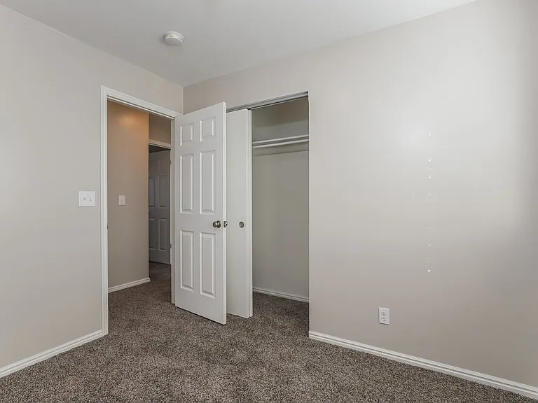 8492 S Merrick Ct — Photo 15