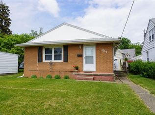 1517 Trinity Pl NW, Canton, OH 44709