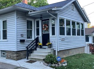 1276 Murray Ave, Akron, OH 44310