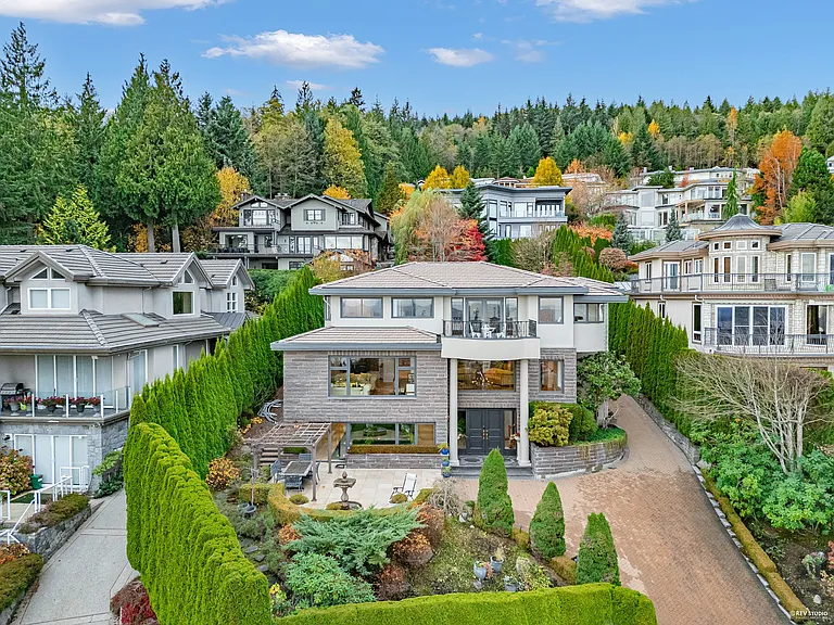 1525 Errigal Pl — Photo 44