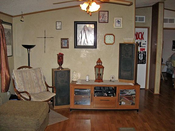 Living Rm