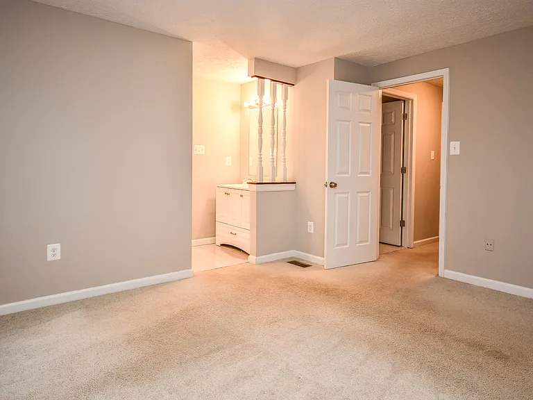27 Cross Country Ct — Photo 18