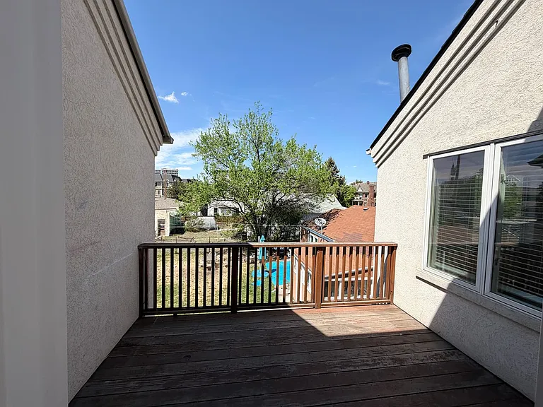 225 S Monroe St — Photo 18