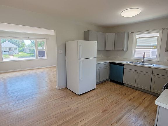 3rd image of 505 13th Ave Unit 1