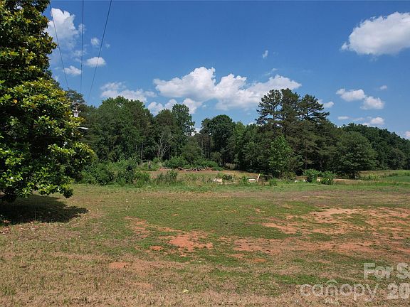 2nd image of 326 Jim Cline Rd