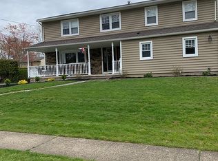 167 Liberty Rd, Tappan, NY 10983