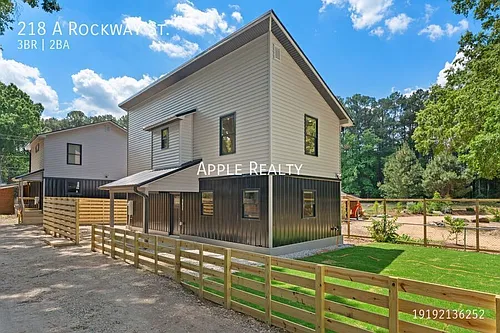 218 W Rockway St #A Photo 1