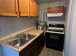 2121 W 3rd St APT 9, Chester, PA 19013