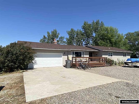 2nd image of 1900 Hilltop Dr