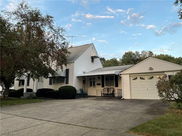 1673 Hammel St, Akron, OH 44306