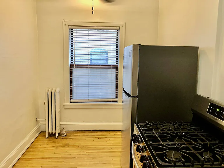 Grand and Dale Apartments — Photo 64