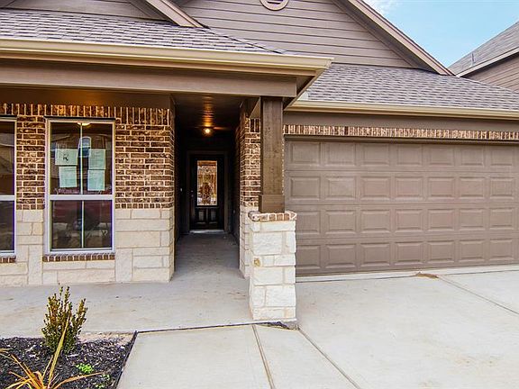 2nd image of 18314 Hickory Trunnel Ln