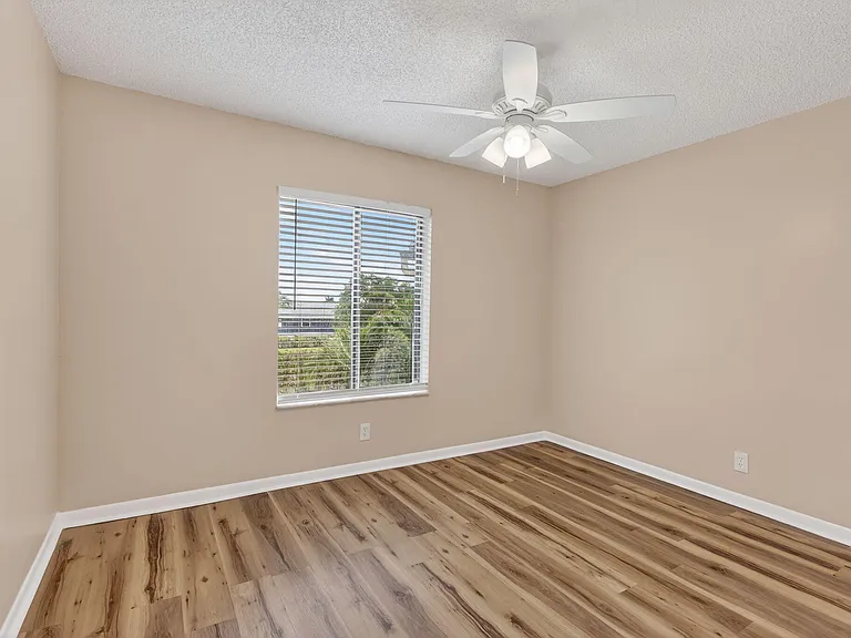 624 Sea Pine Way #B3 — Photo 22