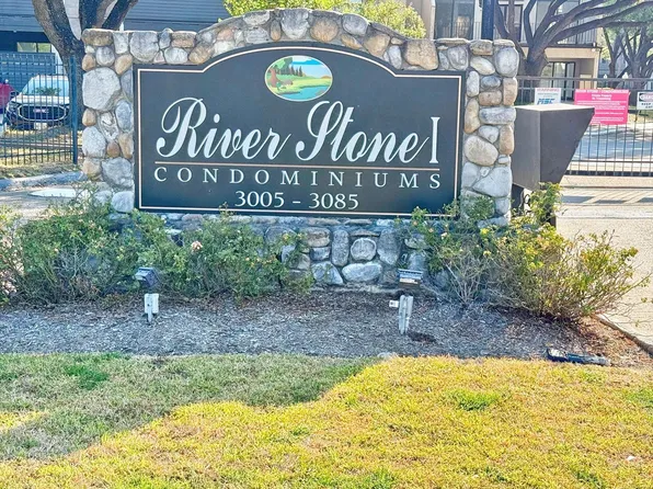 3085 Walnut Bend Ln APT 16, Houston, TX 77042