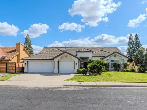 544 Goshen Ave, Clovis, CA 93611