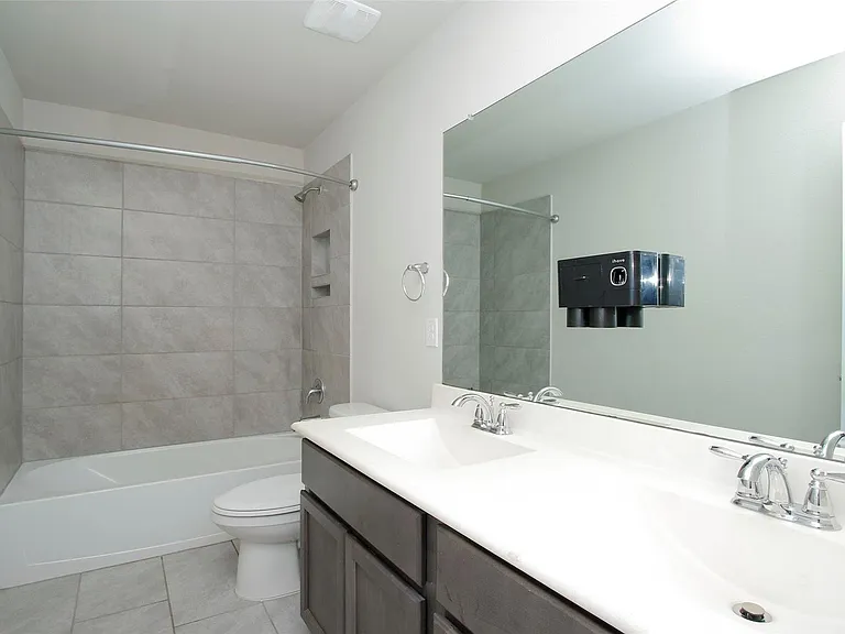 14120 Sand Ridge Ct — Photo 37