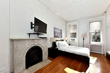 Rented by Eisenberg Exclusives