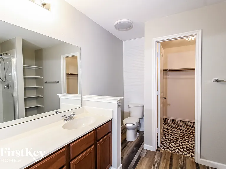 1307 Bent Grass Dr — Photo 8