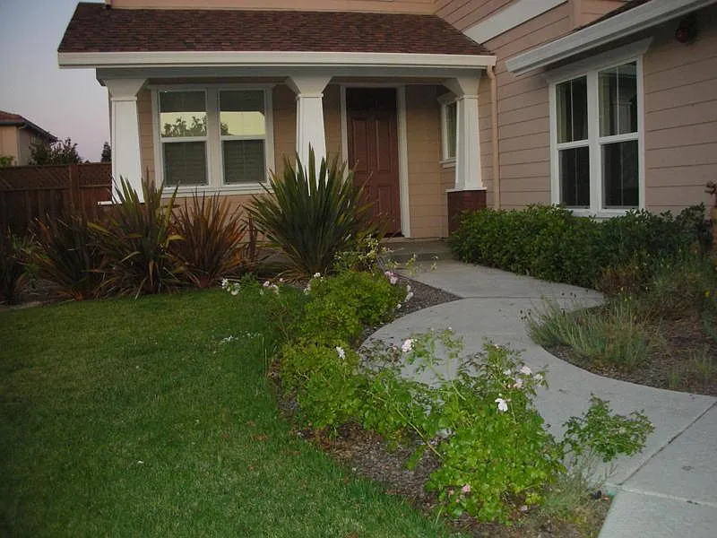 Riviera Ct, Livermore — Photo 2
