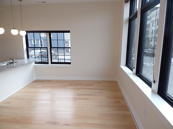 3rd image of 471 Elmwood Ave #202