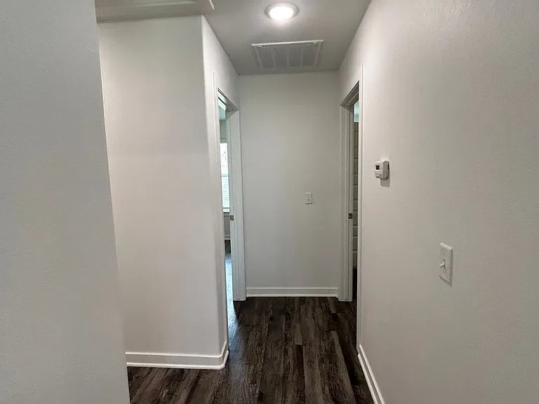 636 Hidden Springs Dr — Photo 7