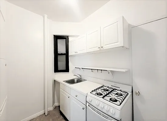 Rented by Douglas Elliman | media 6