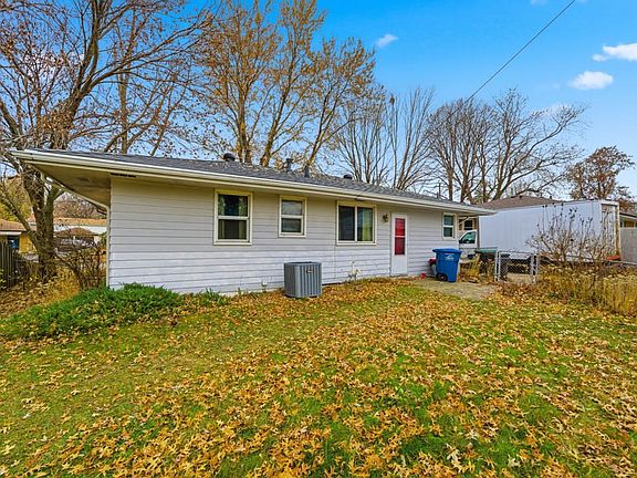 3rd image of 2746 E Tiffin Ave