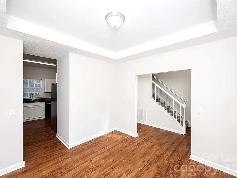 7405 Wapiti Ct — Photo 6