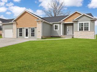 Cedar Plan, Country Ridge, Cedar Rapids, IA 52405