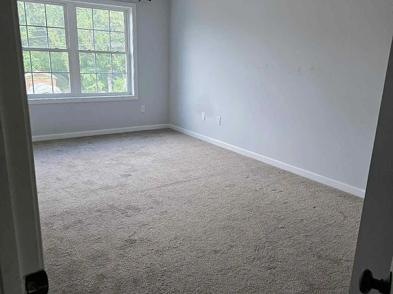 417 Tarrytown Rd #1 — Photo 3