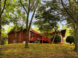 109 Ross Rd, Hayesville, NC 28904