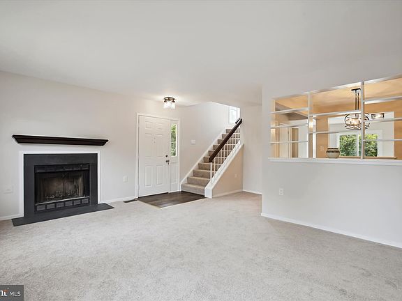 5th image of 8668 Venoy Ct