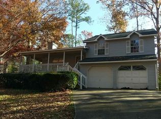 41 Maple Ln, Rydal, GA 30171