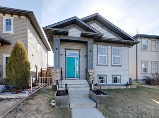 24 W Elgin Meadows Mnr SE, Calgary, AB T2Z0S2