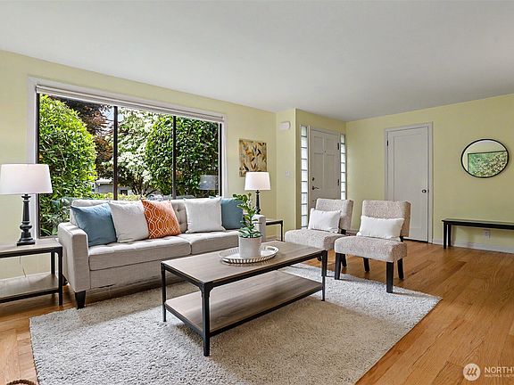 4th image of 6519 40th Avenue NE