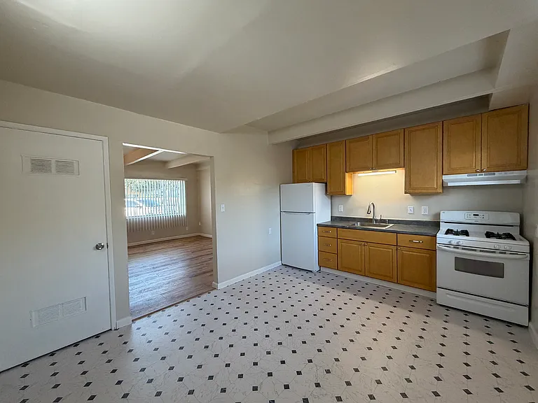 Casa de Luna Townhomes — Photo 4
