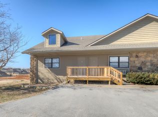 4986 Raintree Cir APT E, Loma Linda, MO 64804